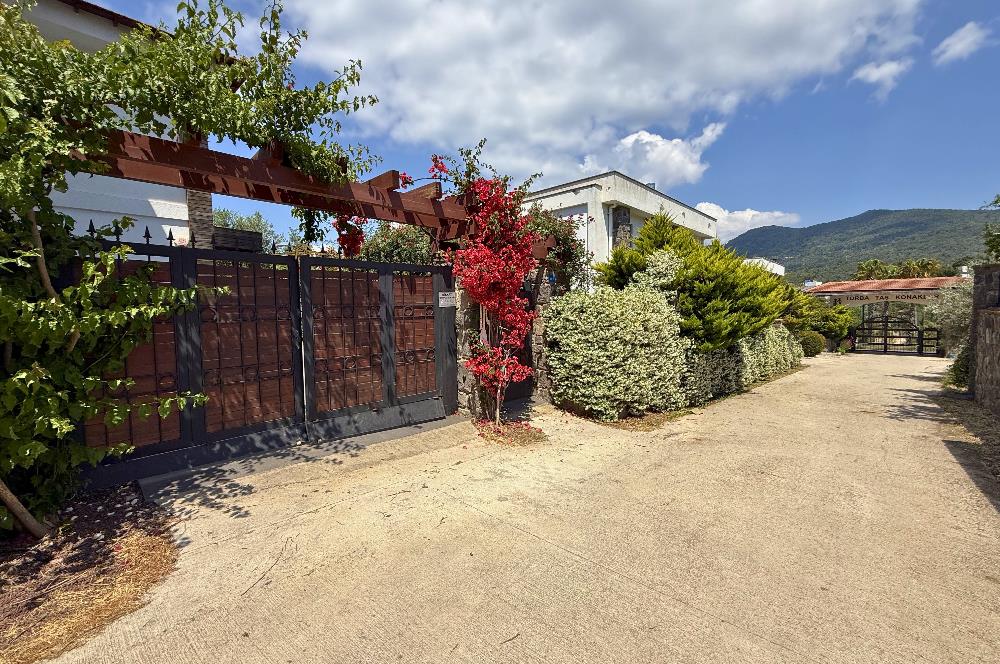 Bodrum Torba Taş Konaklar Sitesinde Ormana Cepheli Müstakil Havuzlu İzole Lüks Villa