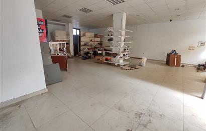 KAŞÜSTÜ MOBİLYACILAR SİTESİNE 300M YOL ÜZERİNDE KİRALIK DÜKKAN