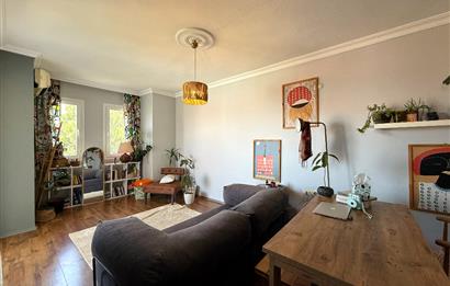 Zeytindalı Çam Evlerinde Havuzlu Site İçinde Satılık 2+1 Daire