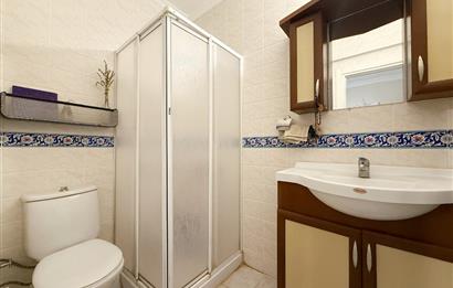 Zeytindalı Çam Evlerinde Havuzlu Site İçinde Satılık 2+1 Daire