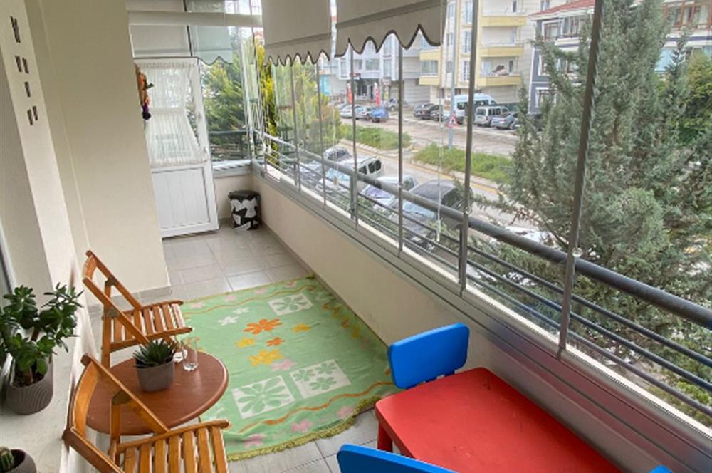 GÖLBAŞI KARŞIYAKA'DA MERKEZİ KONUMDA SATILIK FERAH 3+1 DAİRE
