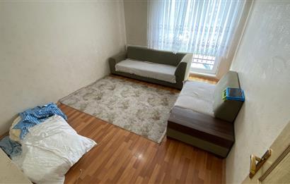 GÖLBAŞI KARŞIYAKA'DA MERKEZİ KONUMDA SATILIK FERAH 3+1 DAİRE