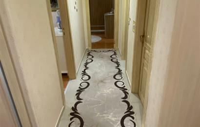 GÖLBAŞI KARŞIYAKA'DA MERKEZİ KONUMDA SATILIK FERAH 3+1 DAİRE