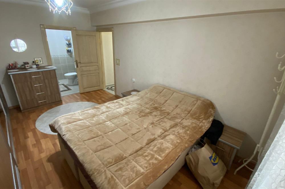 GÖLBAŞI KARŞIYAKA'DA MERKEZİ KONUMDA SATILIK FERAH 3+1 DAİRE
