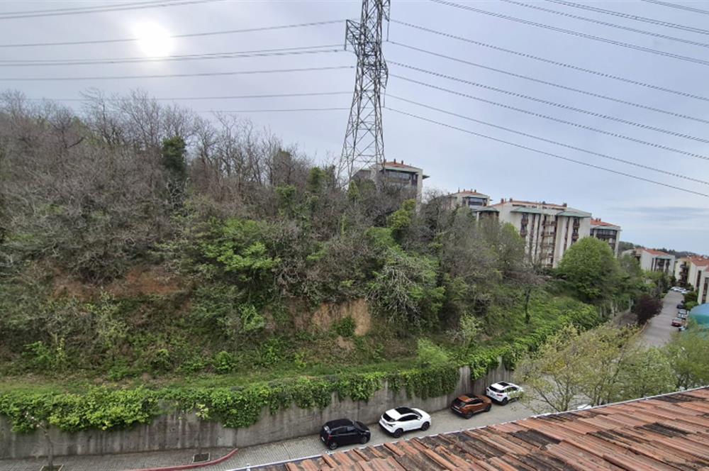 SARIYER YENİ UYUM SİTESİ'NDE BAKIMLI KİRALIK ÇATI DUBLEKSİ 