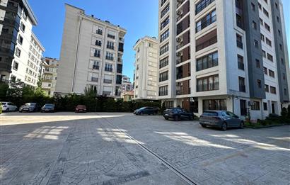 GÖZTEPEDE SİTE İÇİNDE SATILIK 2+1 DAİRE