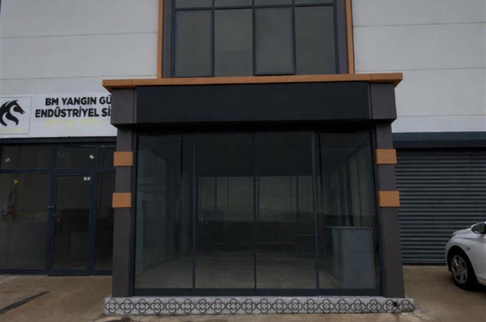 ÇORLU VİA WESTTE KİRALIK 3 KATLI DÜKKAN