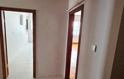 Kuğu Pastanesi'ne Birkaç Adım, Geniş Balkonlu Ferah Kiralık 2+1