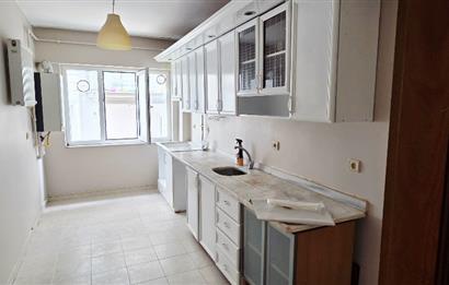 Kuğu Pastanesi'ne Birkaç Adım, Geniş Balkonlu Ferah Kiralık 2+1