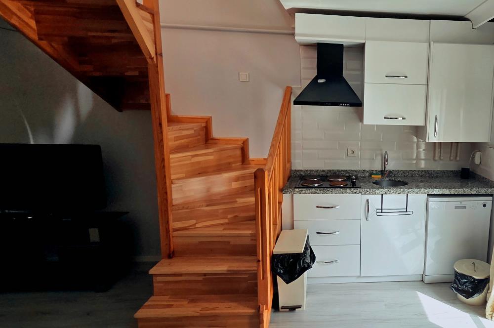 Moda / Bahariye Kesişiminde, 7 Yaşında Satılık Teraslı Dubleks