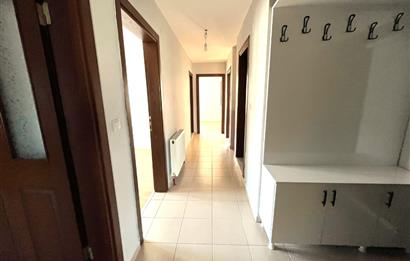 C21 Bal'dan Paşaalanı Mah.'de Merkezi Konumda Kiralık 3+1 Daire