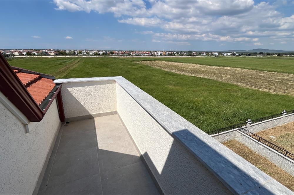 C21 Bal’dan Geyikli ’de Denize Yakın Satılık Lüks Sıfır Villa
