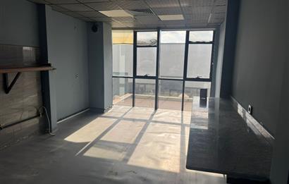ÇORLU VİA WESTTE KİRALIK 3 KATLI DÜKKAN