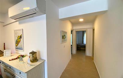 Kiralık Denize Sıfır Özel Kum Plajlı ve Havuzlu Site içerisinde Bahçe Katı Residance Daire