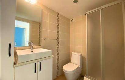 Kiralık Denize Sıfır Özel Kum Plajlı ve Havuzlu Site içerisinde Bahçe Katı Residance Daire