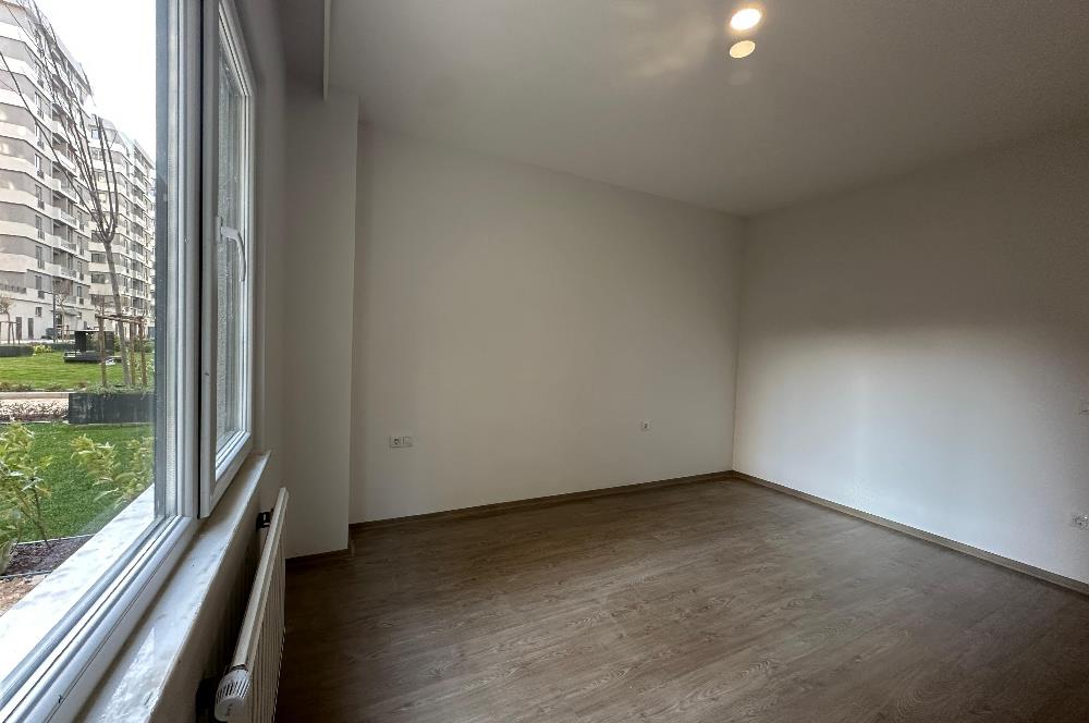 Tuzla Anatolia Sitesi Bahçe Kullanımlı Kiralık Geniş 2+1