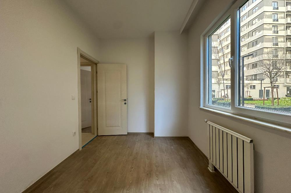 Tuzla Anatolia Sitesi Bahçe Kullanımlı Kiralık Geniş 2+1