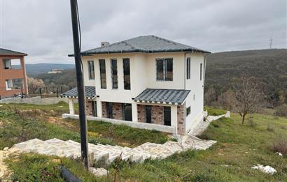 Vize, Küçükyaylada ormanla iç içe, satılık villa