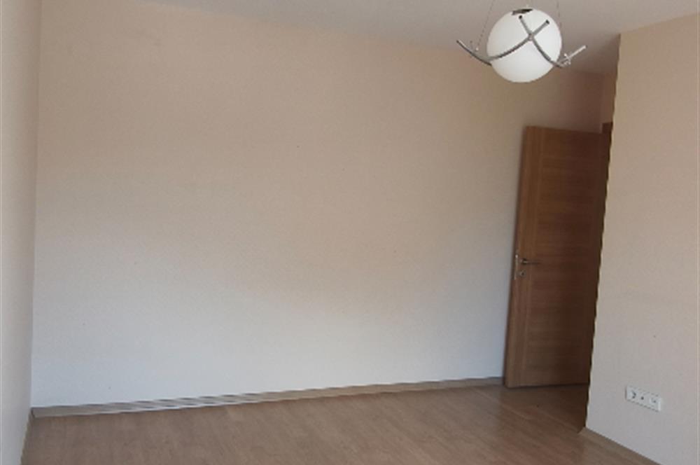 KURTKÖY MERKEZDE METROYA YAKIN SATILIK 2+1 | 74 m² | OTOPARKLI BUTİK SİTE | SABİHA GÖKÇEN 5 DK.