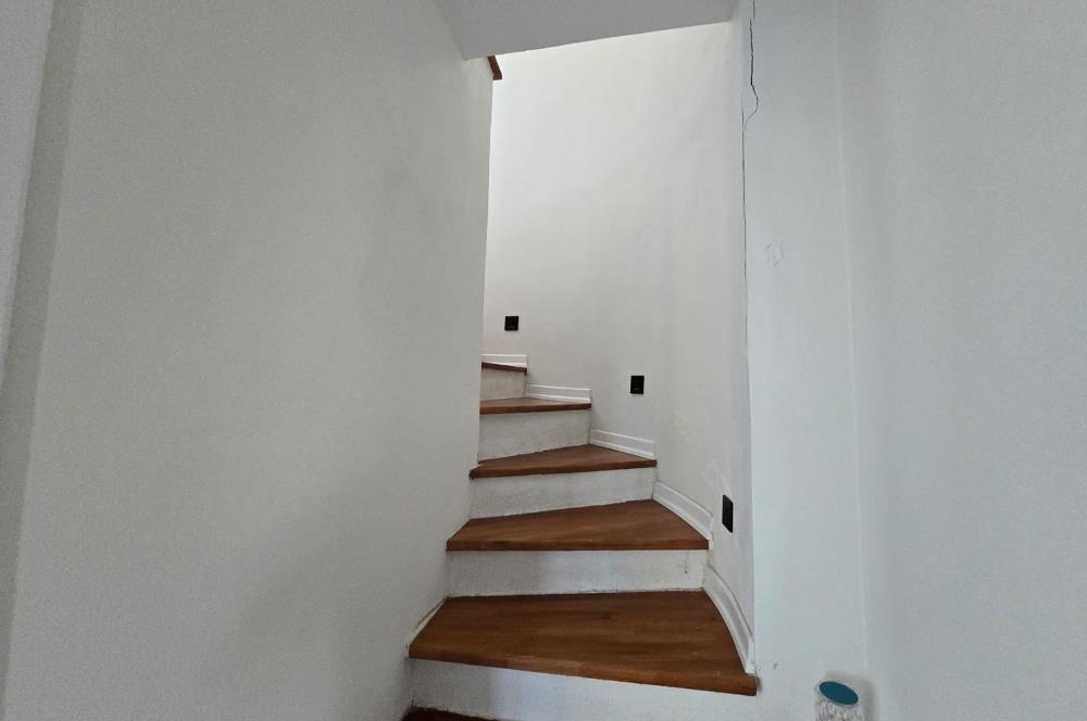 Gümüşlük Deniz ve Doğanın Keyfini Çıkaracağınız Muhteşem Manzaralı İkiz Villa
