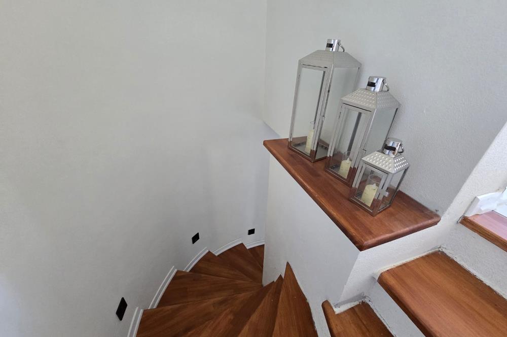 Gümüşlük Deniz ve Doğanın Keyfini Çıkaracağınız Muhteşem Manzaralı İkiz Villa