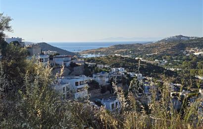Gümüşlük Deniz ve Doğanın Keyfini Çıkaracağınız Muhteşem Manzaralı İkiz Villa