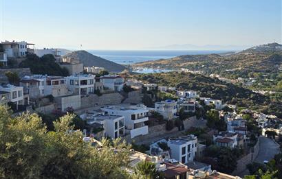 Gümüşlük Deniz ve Doğanın Keyfini Çıkaracağınız Muhteşem Manzaralı İkiz Villa