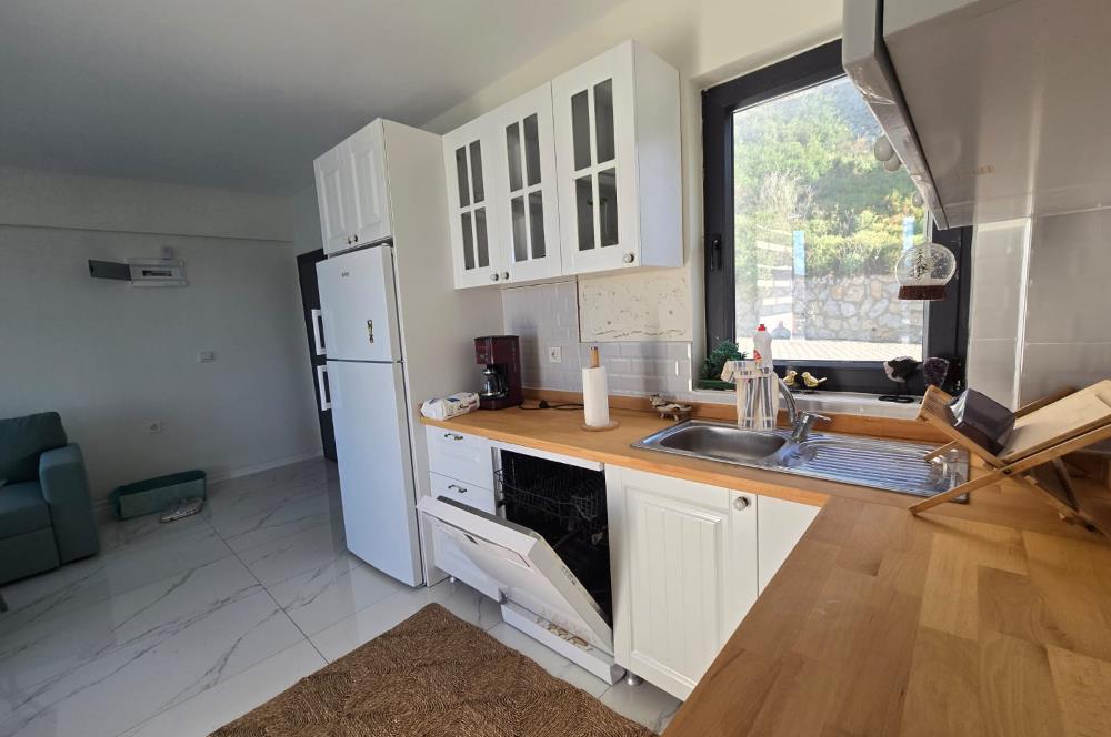 Gümüşlük Deniz ve Doğanın Keyfini Çıkaracağınız Muhteşem Manzaralı İkiz Villa