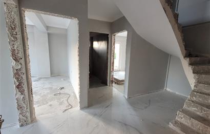 C21 BAL'DAN GAZİOSMANPAŞA'DA SATILIK DUBLEKS 4+1 DAİRE