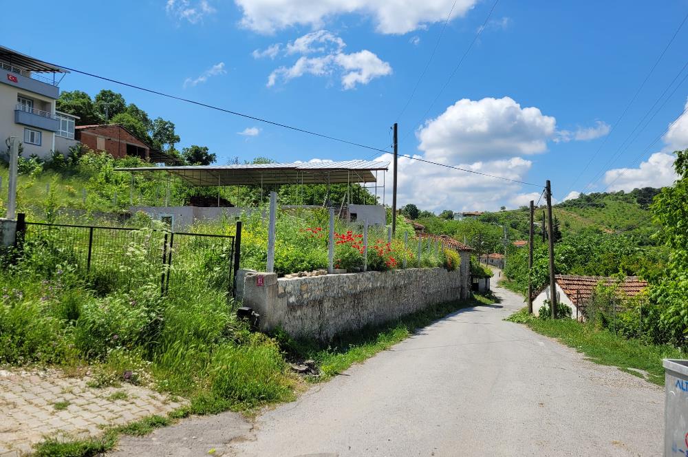 CENTURY 21 BAL'DAN ALTIEYLÜL BOZEN'DE SATILIK EV VE ARSASI