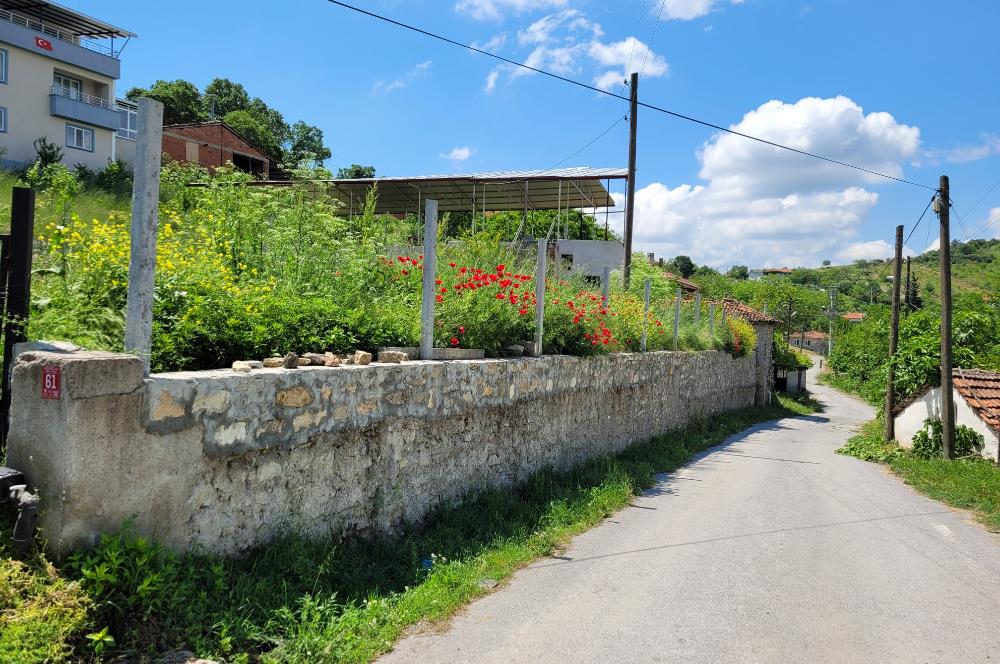 CENTURY 21 BAL'DAN ALTIEYLÜL BOZEN'DE SATILIK EV VE ARSASI