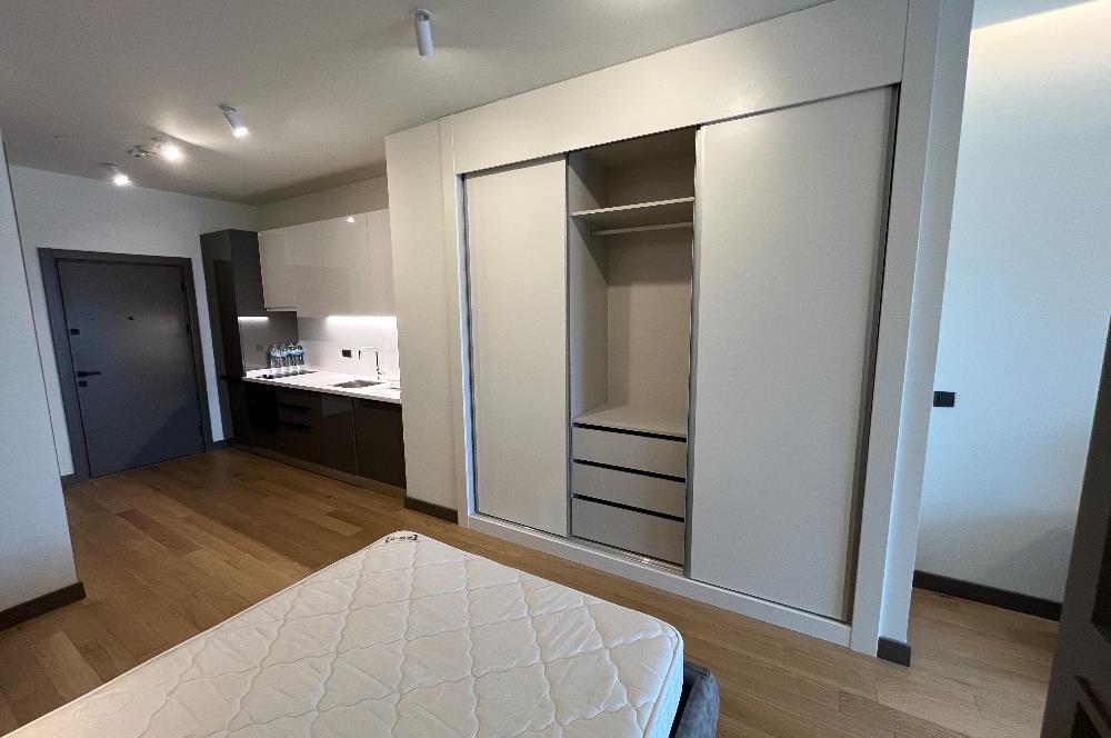 MAHALL BOMONTİ DE 1+0 STUDIO KİRALIK EŞYALI DAİRE