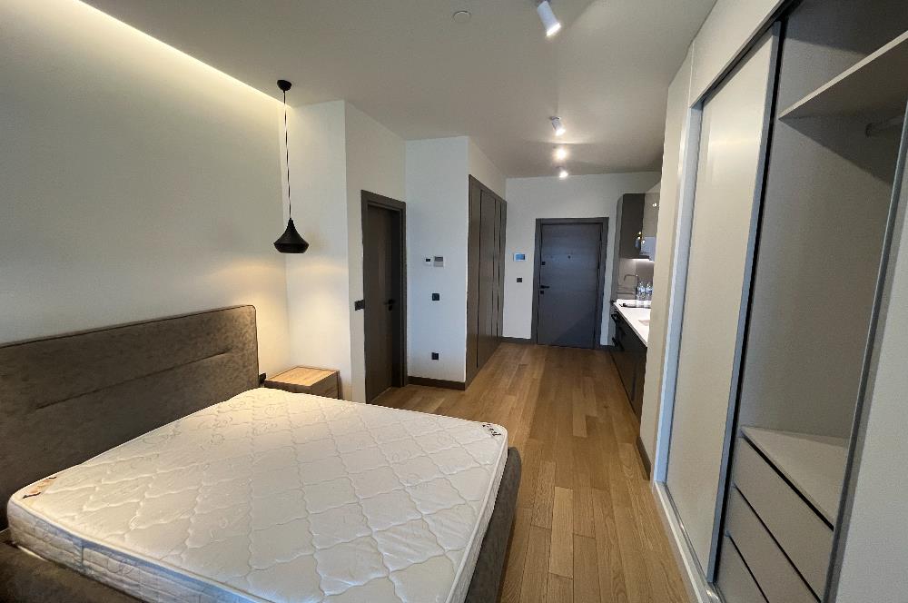 MAHALL BOMONTİ DE 1+0 STUDIO KİRALIK EŞYALI DAİRE