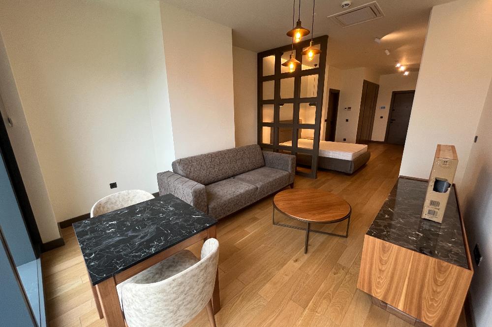 MAHALL BOMONTİ DE 1+0 STUDIO KİRALIK EŞYALI DAİRE