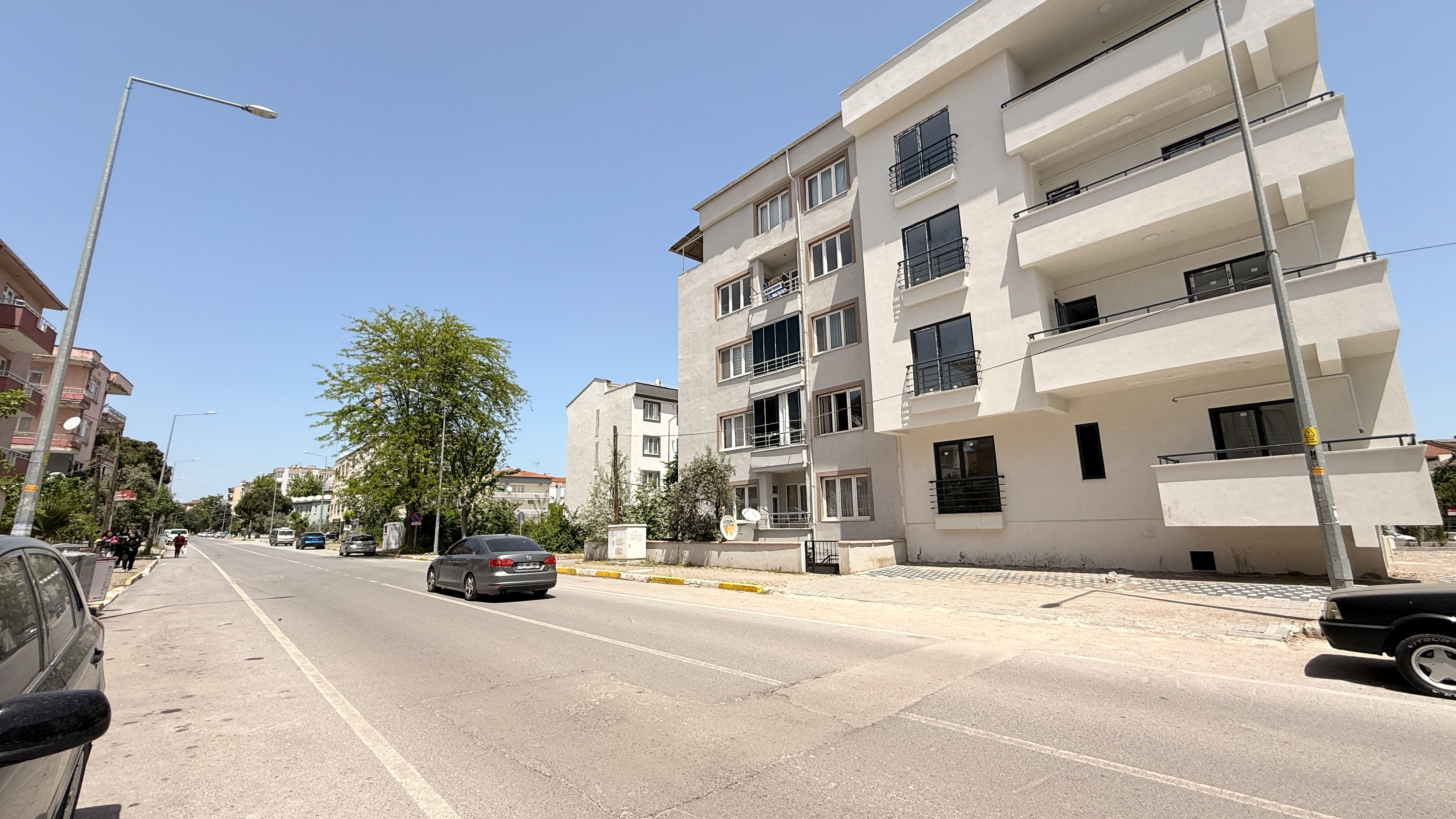 C21 BAL'DAN PLEVNE MAH.DE 3+1 SATILIK DUBLEKS DAİRE