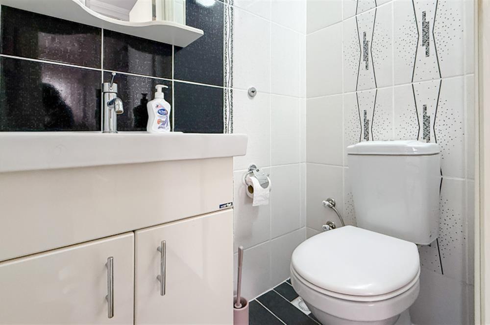 CENTURY21 BAL'DAN ESKİ BANDIRMA CD. ÜZERİNDE DAİRE