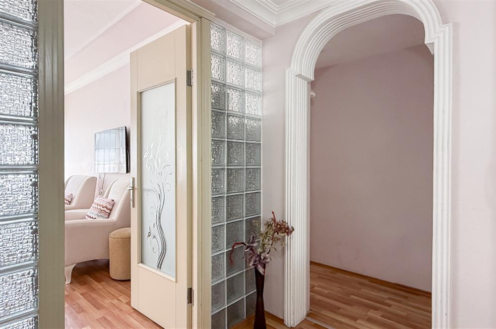CENTURY21 BAL'DAN ESKİ BANDIRMA CD. ÜZERİNDE DAİRE