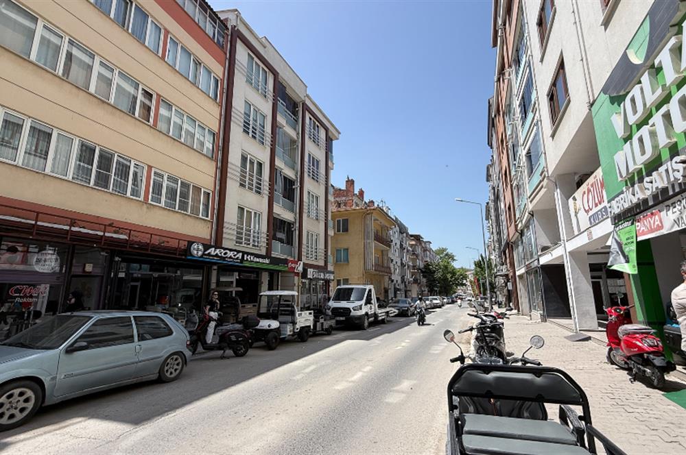 CENTURY21 BAL'DAN ESKİ BANDIRMA CD. ÜZERİNDE DAİRE