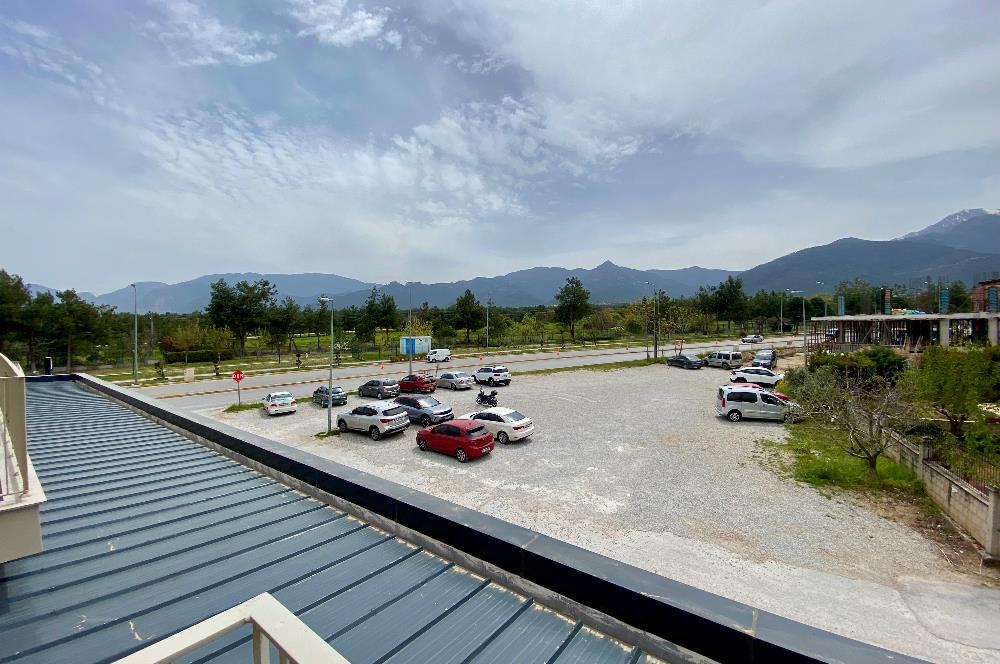 C 21 Loft’tan Koşu Yolu Altında Satılık Lüks Ofis