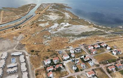 C21 Loca'dan Deniz Manzaralı Villa İmarlı Satılık Arsa