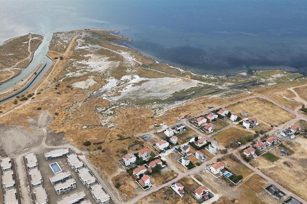 C21 Loca'dan Deniz Manzaralı Villa İmarlı Satılık Arsa