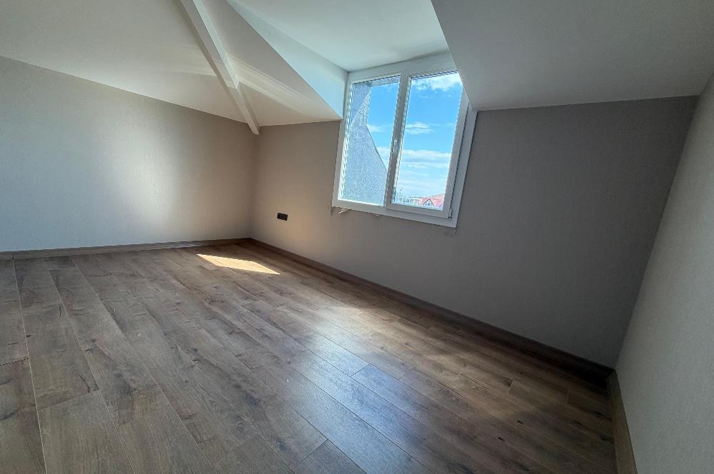Beylikdüzü Gürpınarda Deniz Manzaralı 6+2 Dubleks Daire