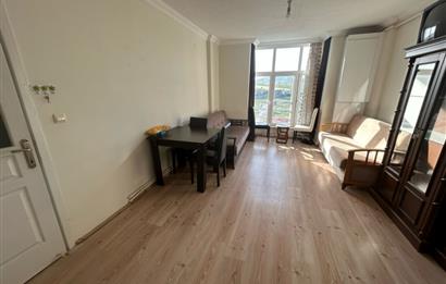 C21 BAL'DAN TOKİ YENİMAHALLEDE SATILIK EŞYALI 1+1