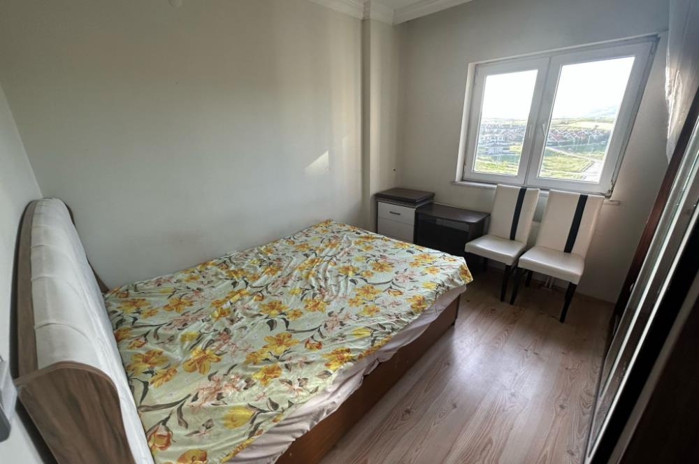 C21 BAL'DAN TOKİ YENİMAHALLEDE SATILIK EŞYALI 1+1