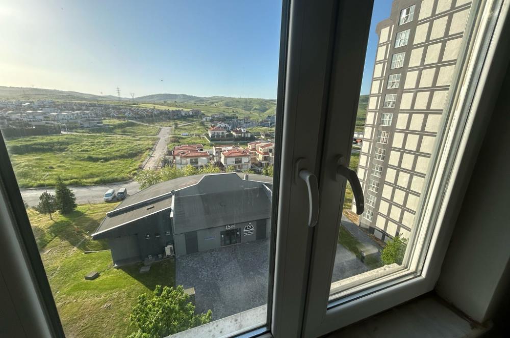 C21 BAL'DAN TOKİ YENİMAHALLEDE SATILIK EŞYALI 1+1