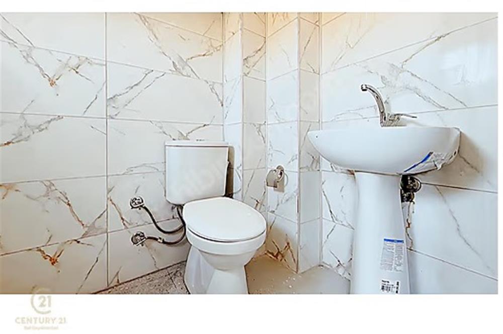 C21 BAL'DAN 1.ORUÇGAZİ MAH 3+1 SATILIK SIFIR DUBLEKS DAİRE
