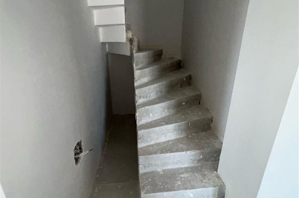 C21 BAL'DAN PLEVNE MAH.DE 3+1 SATILIK DUBLEKS DAİRE