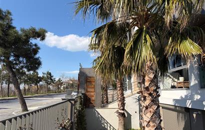 Beylikdüzü Gürpınarda Deniz Manzaralı 6+2 Dubleks Daire