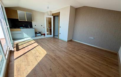 Beylikdüzü Gürpınarda Deniz Manzaralı 6+2 Dubleks Daire