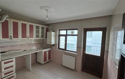 MERKEZİ KONUM B. MUTFAK 2+1 KİRALIK DAİRE